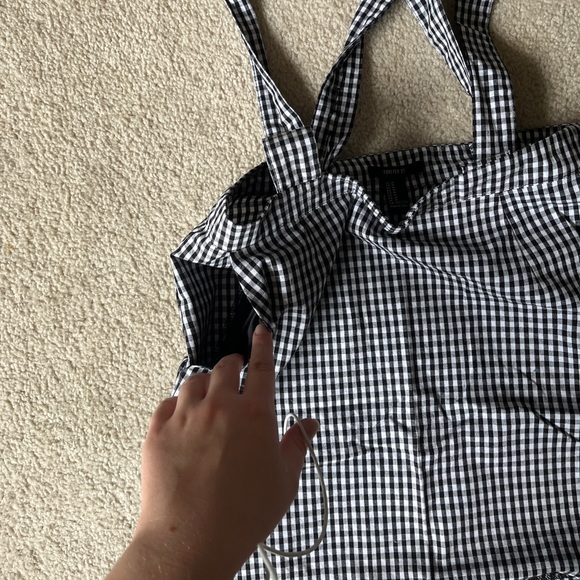 Forever 21 Suspender Skirt - Picture 3 of 4